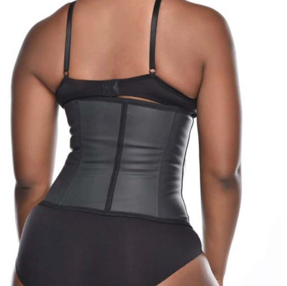 Waist trainer - Picture 3 of 3